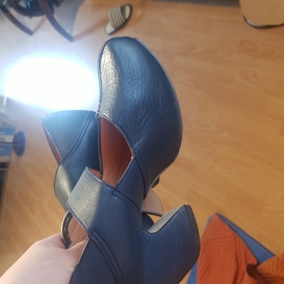 Barely worn John Fluevog prepare leader dark blue size 9.5 - Picture 3 of 6